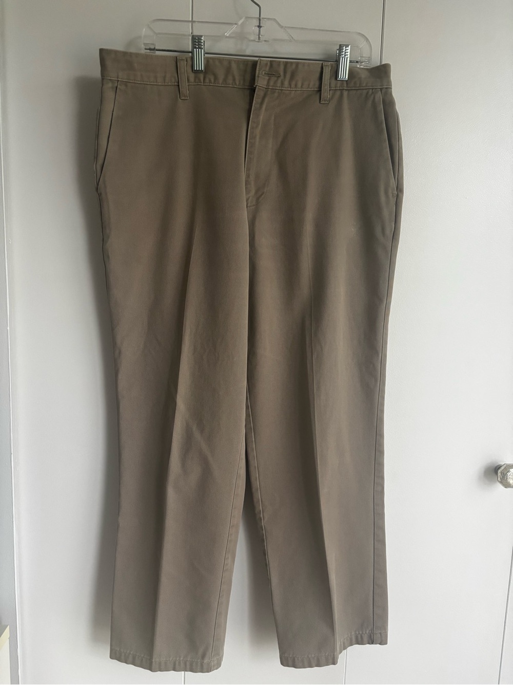 Dockers Men's Chino Pants in Light Brown